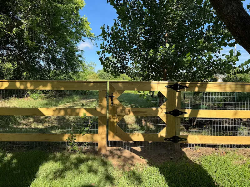 Ranch rail fence on acreage property in the Dallas area